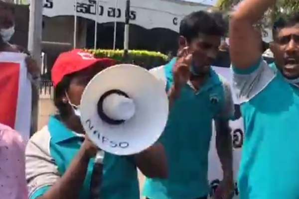 கோட்டாபயவின் வீடு முற்றுகையிடப்படும்- விடுக்கப்பட்டது எச்சரிக்கை! - ஐபிசி தமிழ்