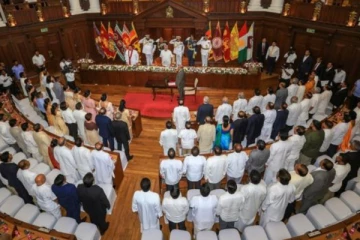 රටටම බලපාන ප්‍රබල ඇමතිධූර දෙකක් අද දිවුරයි..නව ඇමතිවරු දෙන්න මෙන්න..