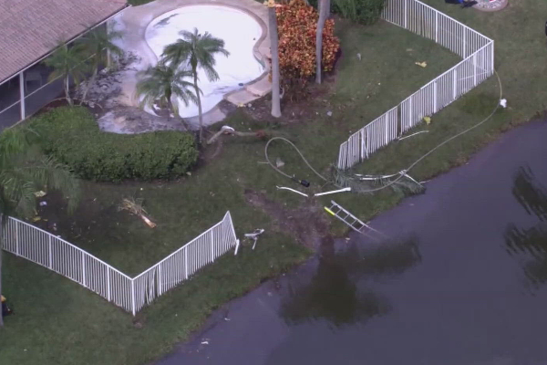 நிவாரணப் பொதிகளை ஏற்றிச் சென்ற அமெரிக்கர்களுக்கு நேர்ந்த விபரீதம் | Americans Carrying Relief Packages Die நிவாரணப் பொதிகளை ஏற்றிச் சென்ற அமெரிக்கர்களுக்கு நேர்ந்த விபரீதம் | Americans Carrying Relief Packages Die