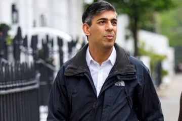 30 ஆண்டுகளில் மோசமான தேர்தல் முடிவுகளை சந்தித்துள்ள கன்சர்வேட்டிவ் கட்சி: பிரதமர் ரிஷியின் பதவிக்கு ஆபத்து