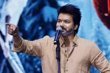 எல்லாருக்கும் சரிசமமாக கல்வி கிடைக்க வேண்டும்! நடிகர் விஜய் பரபரப்பு பேச்சு