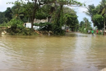 சுழிபுரம் மேற்கு வீதியை புணரமைத்து தருமாறு கோரிக்கை