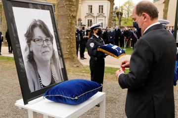 இஸ்லாமிய பயங்கரவாதம் நம் மீது போரை அறிவித்துள்ளது.. ஆனால்! பிரான்ஸ் பிரதமர் பரபரப்பு உரை