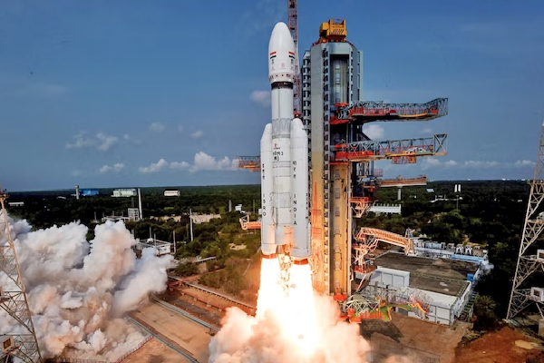 உலகமே உற்று நோக்க விண்ணில் பாய்ந்தது இஸ்ரோவின் Chandrayaan 3 விண்கலம்! | Chandrayaan 3 Spacecraft Flew Into Space