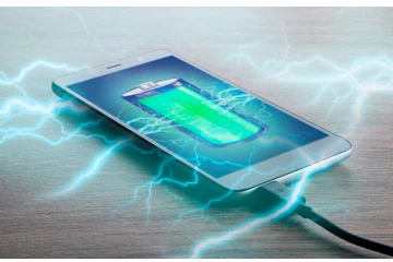 மனித சிறுநீரில் செல்போனுக்கு ஜார்ஜர்! பிரித்தானிய விஞ்ஞானிகள் அசத்தல் கண்டுபிடிப்பு