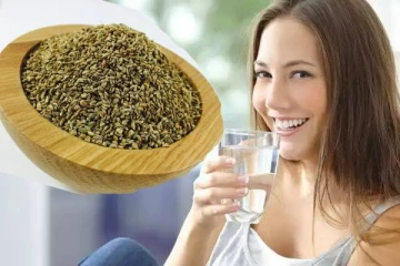 சிறுவர்கள்  முதல் பெரியவர்கள் வரை..... பல உபாதைகளிற்கு நிவாரணம் அளிக்கும் நீர்;  இத்தனை நன்மைகளா?