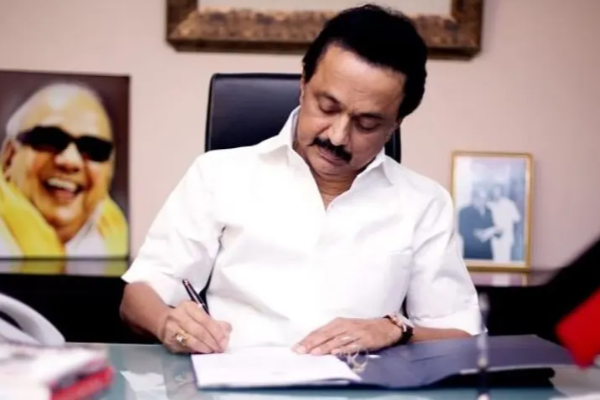 இலங்கை கடற்பரப்பில் அத்துமீறி நுழையும் இந்திய கடற்றொழிலாளர்கள்!நடவடிக்கை எடுக்காத தமிழக அரசு | Indian Government Trespass Into Sri Lankan Waters