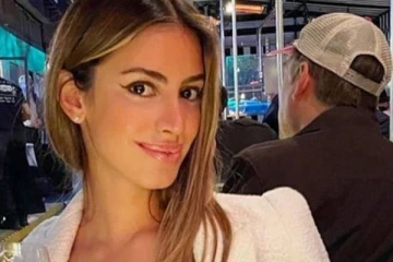 ஒரு நாள் பாக்கெட் மணி 40 லட்சமா ? - இணையவாசிகளை கடுப்பேத்திய டிக் டாக் பிரபலம்