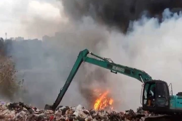 குப்பை மேட்டில் திடீர் தீ விபத்து ; பொதுமக்களுக்கான அவசர அறிவுறுத்தல்