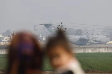 பிரித்தானியாவிலிருந்து ஊர் சுற்றிப்பார்க்க புறப்பட்ட இந்திய இளம்பெண்: அமெரிக்காவிலிருந்து நாடுகடத்தப்பட்ட துயரம்