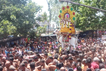 ஸ்ரீ மாமாங்கேஸ்வரர் ஆலய ஆடி அமாவாசை தீர்த்தோற்சவம்! ஆயிரக்கணக்கானோர் பங்கேற்பு (Video)