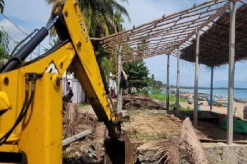 கடற்கரையில் இருந்து மீன் வாடி அகற்றம் ; பாதுகாப்பு திணைக்களம் அதிரடி செயல்