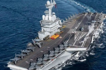 பிரான்ஸிலிருந்து 750 கடற்படை உறுப்பினர்களுடன் இலங்கை வரும் கப்பல்