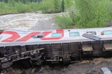 ரஷியாவில் தடம் புரண்ட தொடருந்து விபத்தில் 70க்கும் மேற்பட்டோர் காயம்