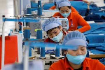 ட்ரம்பால் 25 பில்லியன் டொலர் வருவாயை இழக்கும் கடும் நெருக்கடியில் சிக்கியுள்ள ஆசிய நாடொன்று