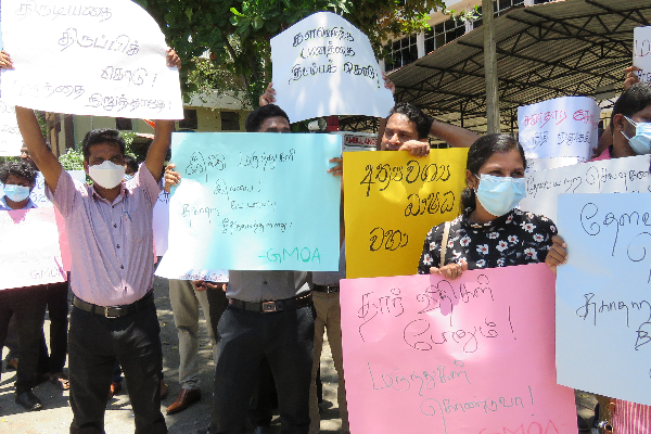 வைத்தியசாலையிலும் வரிசையில் காத்திருக்க வேண்டிய நிலை ஏற்படும் - எம்.ஏ.சுஹைர் அகமட் எச்சரிக்கை | There Will Be Queues At The Hospital Too