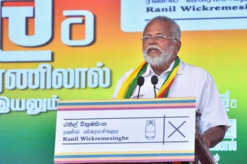 அனைத்து தமிழ்க் கட்சிகளும் ரணிலுடன் கூட்டு: டக்ளஸ் பகிரங்கம்