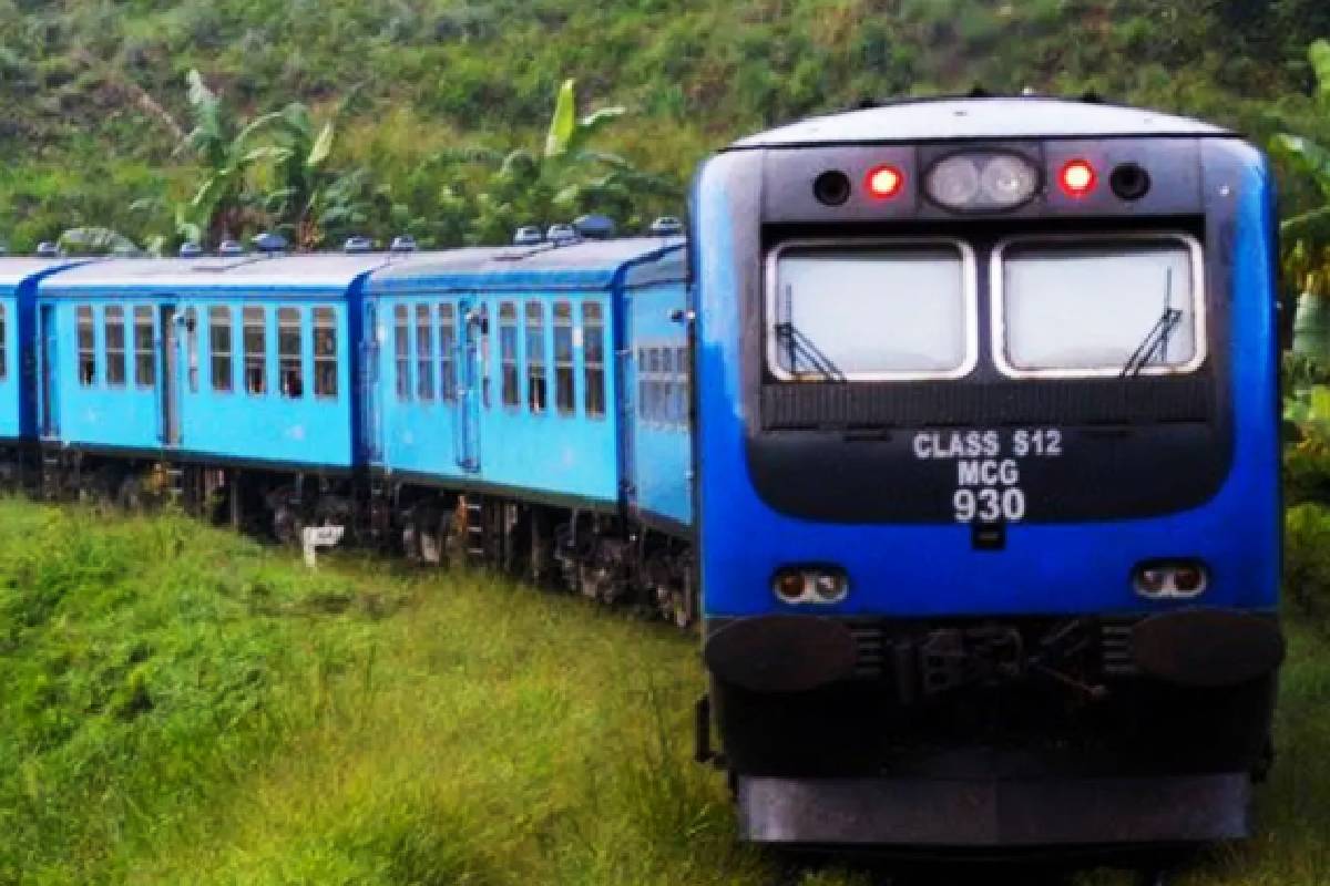 தொடருந்து சேவையை முன்னெடுப்பதில் சிக்கல் : பயணிகளுக்கு வெளியான அறிவிப்பு | There Will Be A Major Crisis In Sl Train Services தொடருந்து சேவையை முன்னெடுப்பதில் சிக்கல் : பயணிகளுக்கு வெளியான அறிவிப்பு | There Will Be A Major Crisis In Sl Train Services