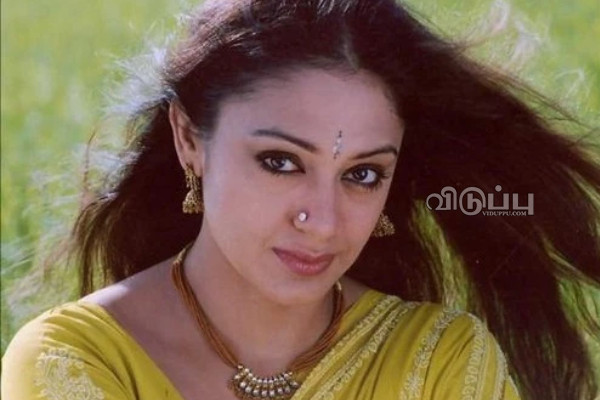 அந்த ஆடையில்லாமல் சென்ற நடிகை சோபனா.. கடைசியில் ரஜினியால் மானம் தப்பிச்சுச்சு! | Shobana Secret About Rajinikanth