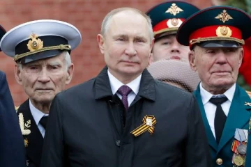 அதிகரிக்கும் ரஷ்ய வீரர்கள் உயிரிழப்பு: மூத்த ராணுவ ஜெனரலை பணி நீக்கம் செய்த புடின்