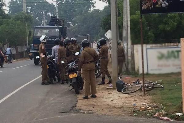 நெடுந்தீவு பிரதேச சபையின் தவிசாளருக்கு பிணை | Neduntheevu Pradeshiya Sabha Chairman Arrest நெடுந்தீவு பிரதேச சபையின் தவிசாளருக்கு பிணை | Neduntheevu Pradeshiya Sabha Chairman Arrest