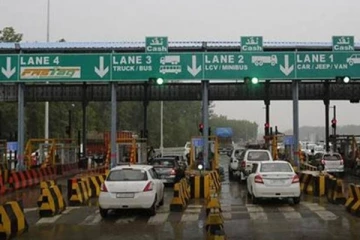 மோசமான சாலையா? டோல்கேட் கட்டணம் கிடையாது - நிதின் கட்கரி அதிரடி அறிவிப்பு