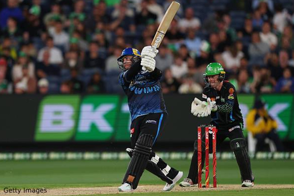 Adelaide Strikers 83 all out
