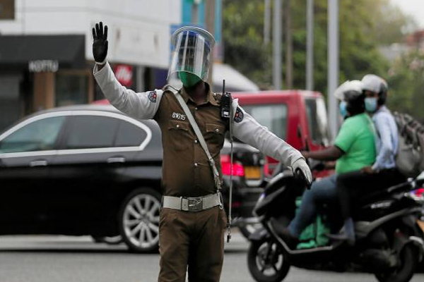 இலங்கையில் திடீரென அதிகரித்த போக்குவரத்து அபராத தொகை! | Accidents Rise Sri Lanka Increase Traffic Fine Amt