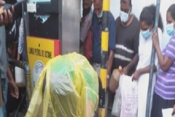 யாழில் எரிபொருள் வரிசையில் காத்திருந்தவர் திடீரென மயங்கி விழுந்து உயிரிழப்பு