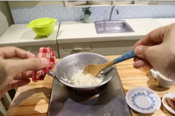 கிச்சனில் இருக்கும் இந்த பொருட்களை உடனே தூக்கி வீசுங்க...இல்லை உயிருக்கு ஆபத்து?