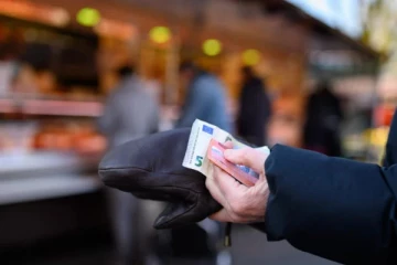 விலைவாசி உயர்வால் அவதியுறும் தொழிலாளர்களுக்கு ஜேர்மனி அரசு வழங்கும் நிதி உதவி