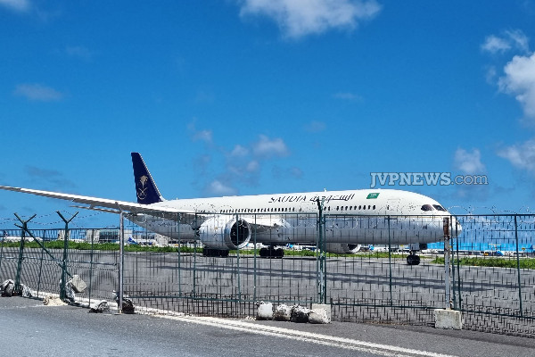 இலங்கை அதிபர் கோட்டாபயவால்  உலக சாதனை படைத்த  விமானம்! | Gotabaya S Flight Set A World Record