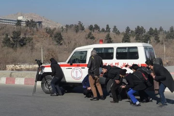 ஆப்கானிஸ்தானிலிருந்து வெளியேற இவர்களுக்கு மட்டும் அவசர விசாக்கள் வழங்குங்கள்...ஜேர்மன் ஊடகங்கள் விடுத்துள்ள கோரிக்கை