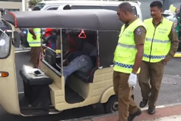 கொழும்பில் முச்சக்கரவண்டியில் உயிரிழந்தது யார்?