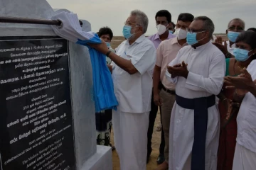 வேலணையில் உருவாகிறது நவீன இறால் வளர்ப்பு பண்ணை – அங்குரார்ப்பணம் செய்து வைத்தார்  டக்ளஸ்