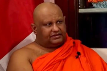 தொழிலதிபரை ஏமாற்றிய விகாராதிபதிக்கு பிடியாணை!