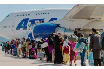 அவசர அவசரமாக ஜேர்மனிக்கு கொண்டுவரப்படும் அகதிகள்