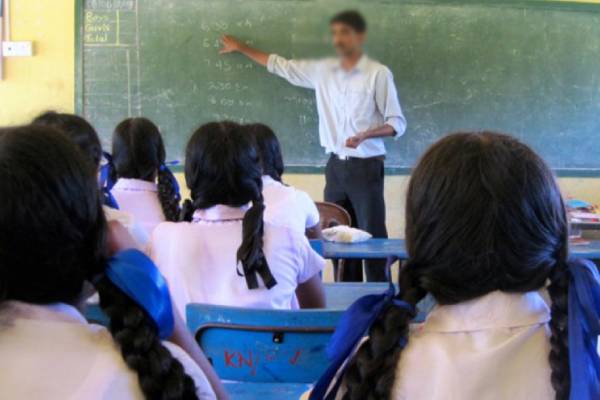 வடக்கின் சீரற்ற ஆசிரிய வளப் பரவலாக்கம்: ரவிகரன் எம்.பி பிரதமருக்கு கடிதம் | Ravikaran Mp Request Regarding Teacher Appointment