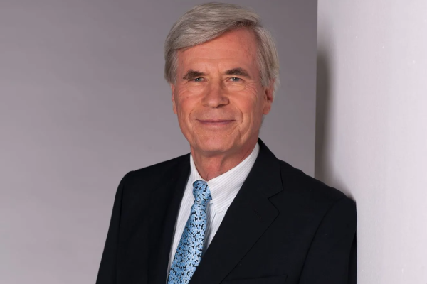 அதிக பில்லியனர்கள் உள்ள நாடுகளின் பட்டியல் - இந்தியாவில் இத்தனை பேரா? | Top 10 Countries With Most Billionaires