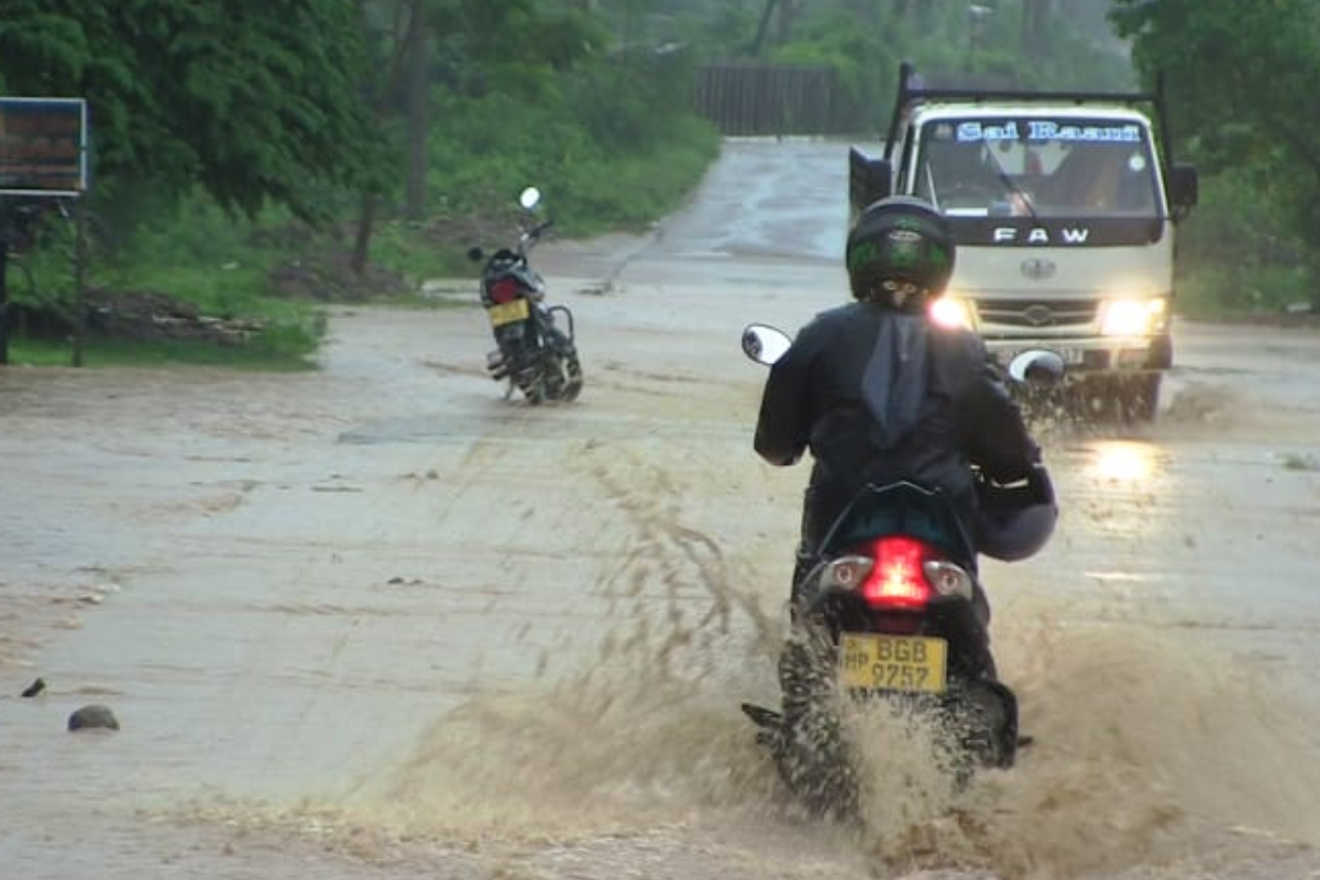 புத்தளம் மாவட்டத்தில் 27 ஆயிரம் பேர் வெள்ளத்தால் பாதிப்பு | Floods In Puttalam 27 Thousand People Affected
