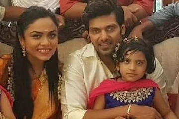 நடிகர் ஆர்யாவின் முன்னாள் காதலி சீதாவா இது!! கிளாமரில் வெளியிட்ட புகைப்படம்