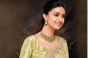 நடிகை கீர்த்தி சுரேஷின் அக்காவை பார்த்துள்ளீர்களா! இதோ அவரின் அழகிய குடும்ப புகைப்படம்