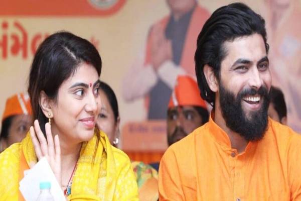 Famous cricketer Ravindra Jadeja Famous cricketer Ravindra Jadeja