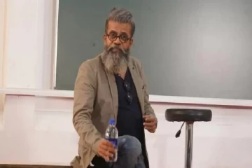 கோட்டா கோ கம மக்கள் போராட்டத்தின் ஒருங்கிணைப்பாளரை நீதிமன்றத்தில் முன்னிலையாகுமாறு உத்தரவு