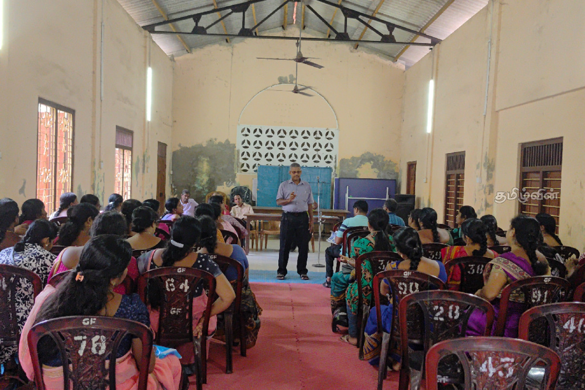 ஆசிரியர்களின் இடமாற்றம் தொடர்பான பிரச்சினை : விடுக்கப்பட்ட வேண்டுகோள் | Request Regarding Transfer Of Teachers