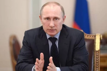 உக்ரைனுக்கு ஆயுத உதவி வழங்க கூடாது! பிரபல நாட்டை மிரட்டும் ரஷ்யா!