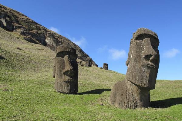 Moai சிலைகளை உருவாக்கியவர்கள் யார்... அம்பலமான ஈஸ்டர் தீவு மர்மம் | Easter Island Mystery Solved