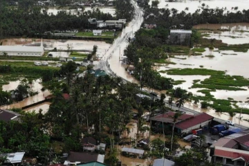 பிலிப்பைன்சை உலுக்கிய சக்தி வாய்ந்த புயல்! 58 பேர் உயிரிழப்பு!