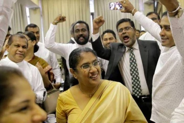 பாதுகாப்பு இல்லையெனில் சிற்றுண்டிச்சாலைக்கு வந்தது எப்படி?