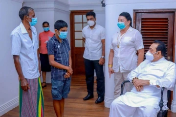 பிரதமரின் பாரியாரின் முயற்சியால் உலகை காணும் வரம் பெற்ற சிறுவன்!